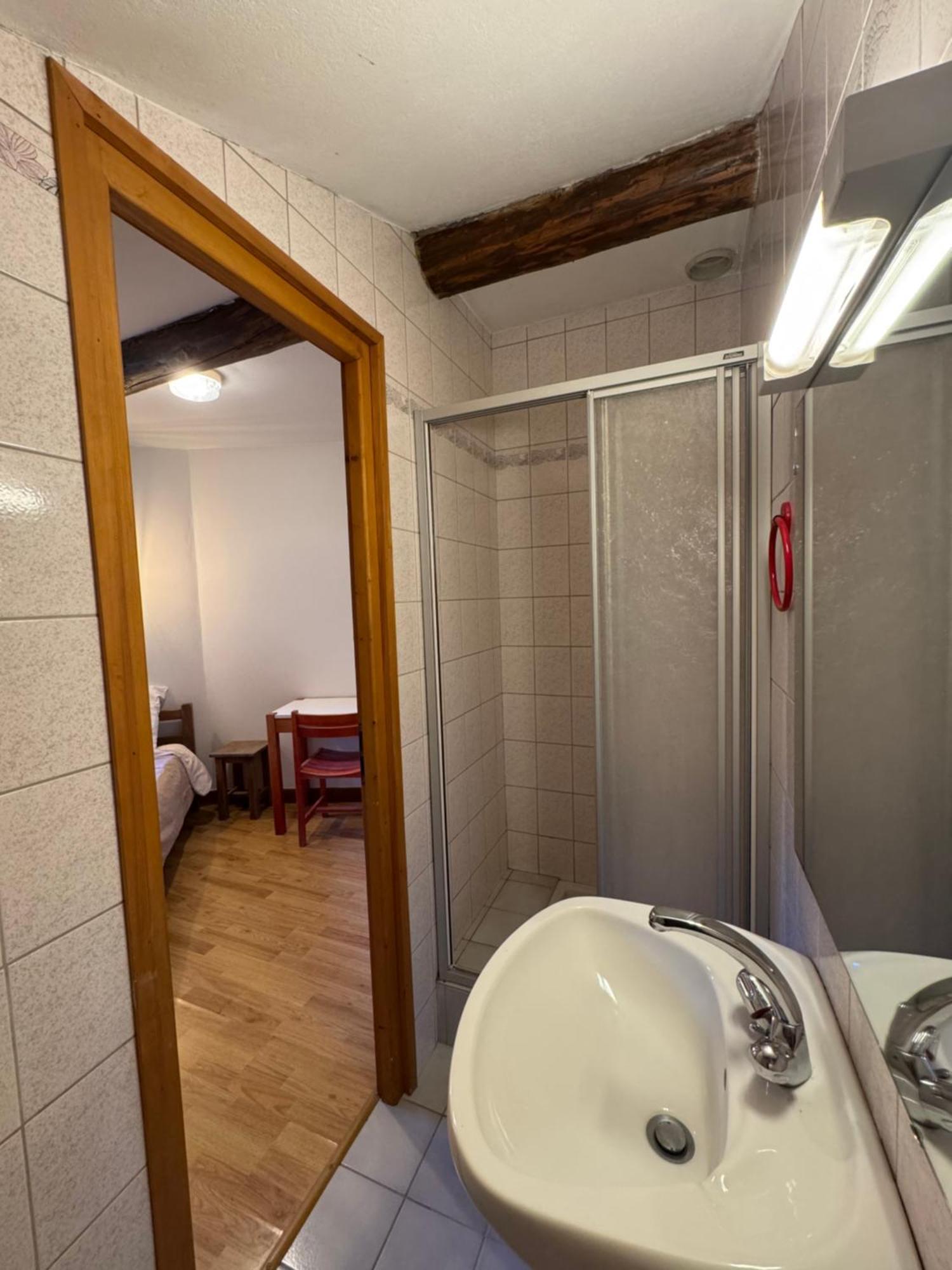 L'Ardesia Hostel Morzine Exterior photo