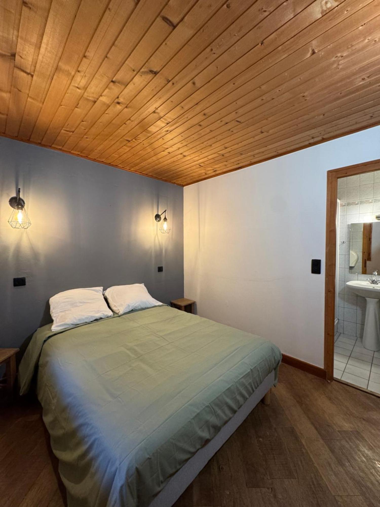 L'Ardesia Hostel Morzine Exterior photo