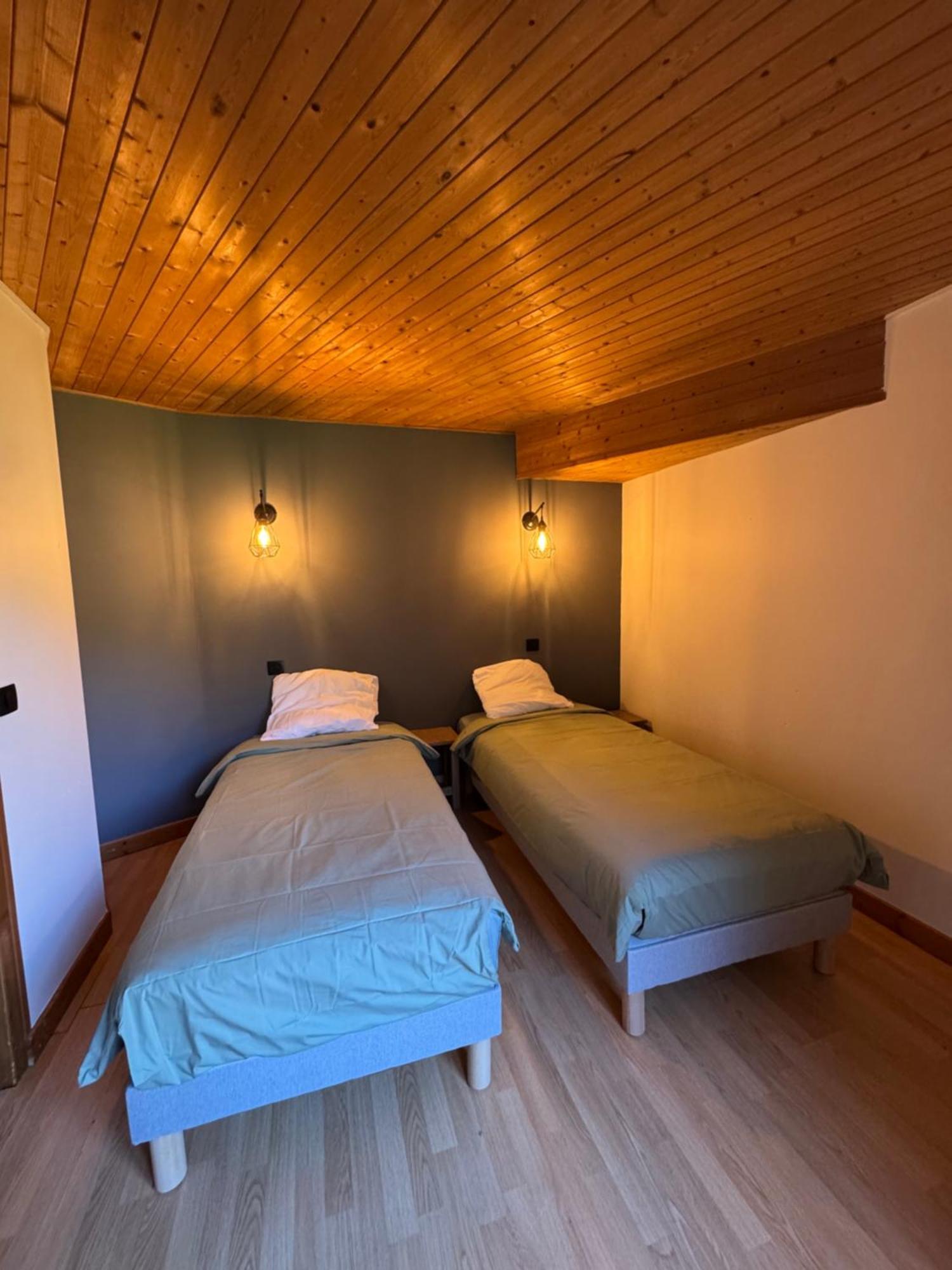 L'Ardesia Hostel Morzine Exterior photo